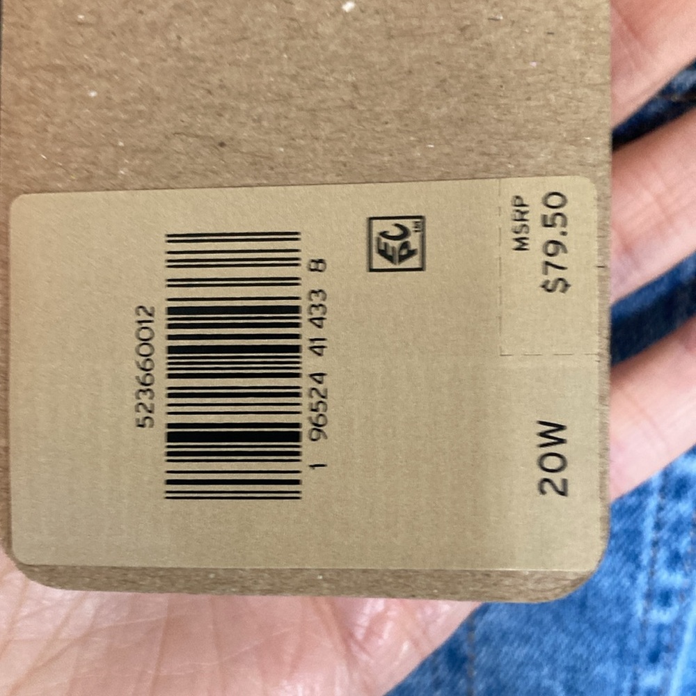 Offer $35 Levi’s denim jean short overall 20W - Picture 11 of 17